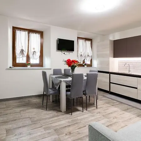 Appartement Da Bianca: Un Passo Dalla Reggia