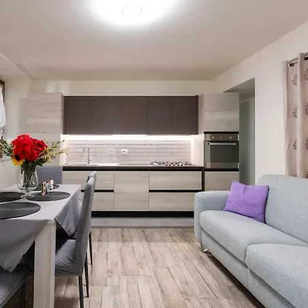 Appartement Da Bianca: Un Passo Dalla Reggia